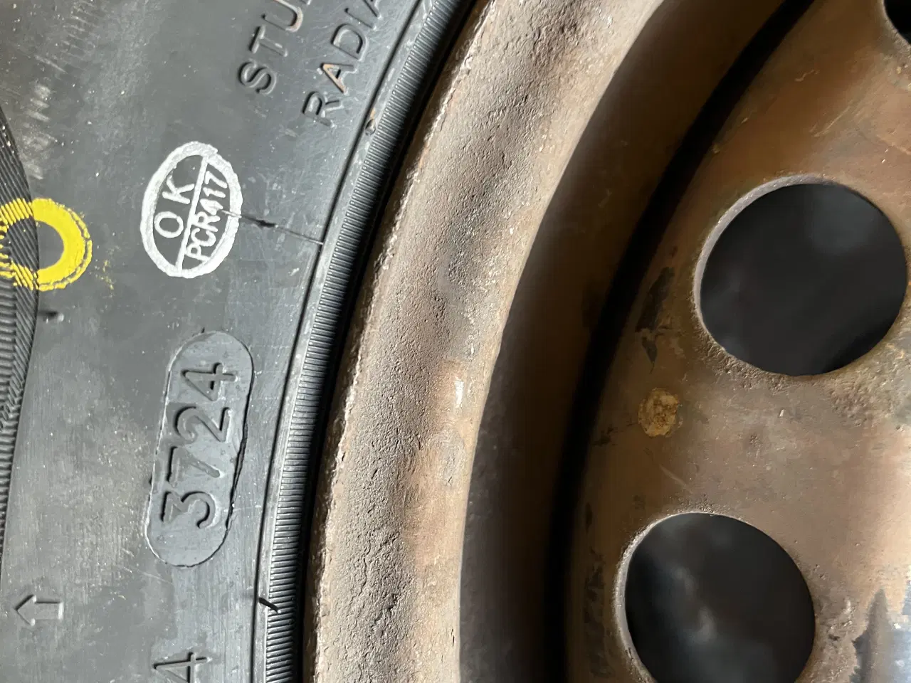 Billede 5 - Nye vinterdæk 175-65-14 VW UP.