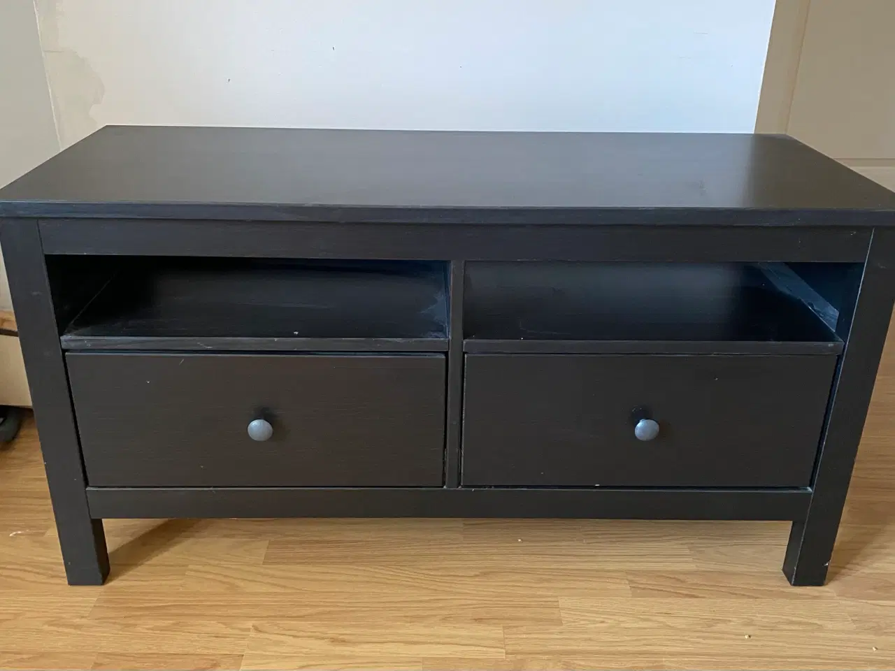 Billede 5 - Fjernsynstue