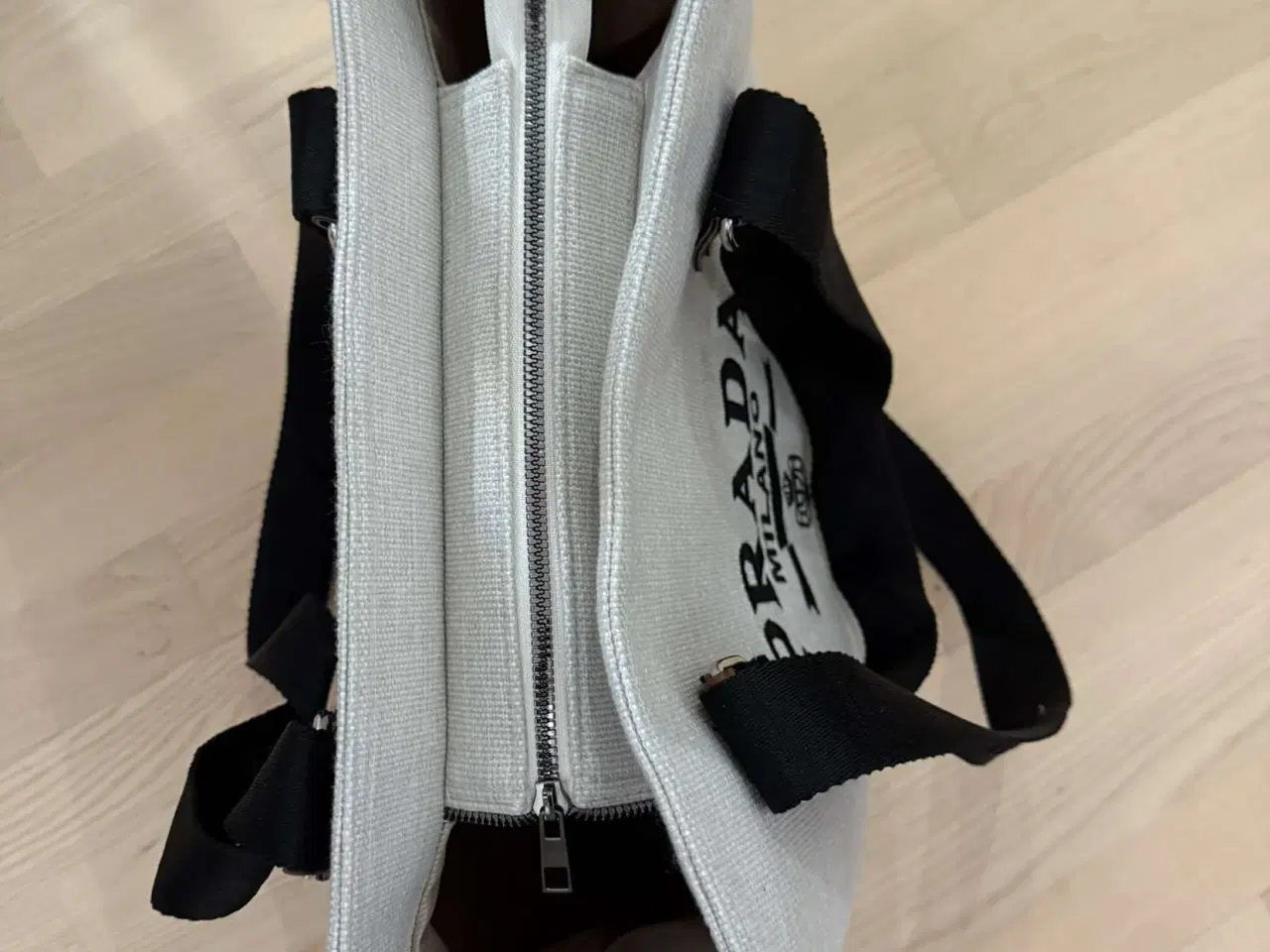 Billede 3 - Prada taske s