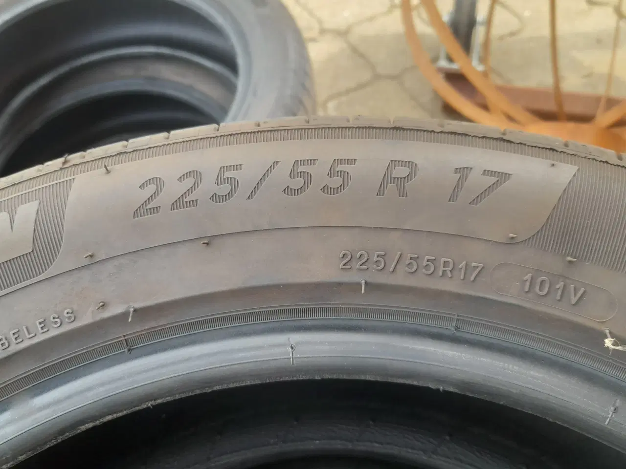 Billede 3 - Michelin 225x55x17