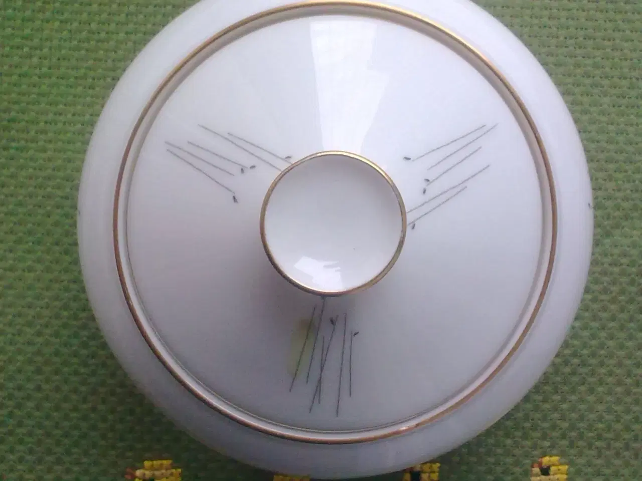 Billede 4 - Guld på hvid form GRUNDVAND ny SØ design RETRO