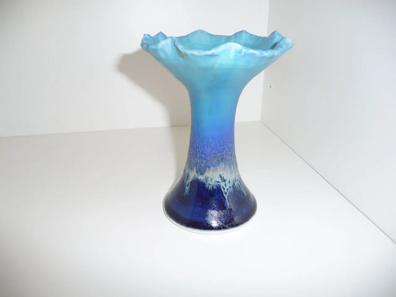 Billede 2 - blå keramik vase fra Visby
