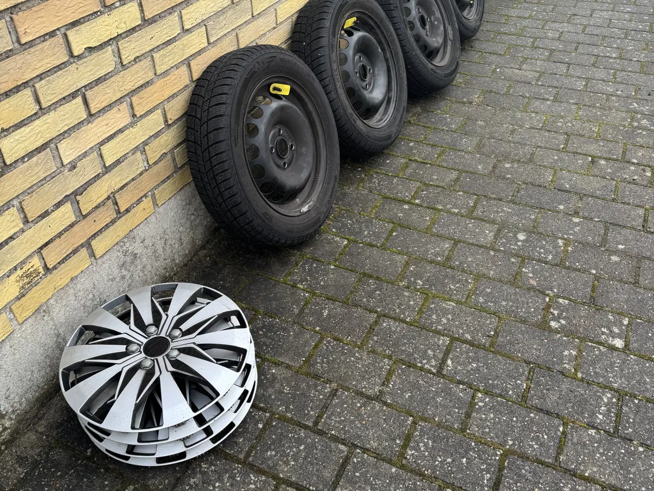 Billede 1 - Vinterhjul til Toyota Aygo 165/65 R15 T
