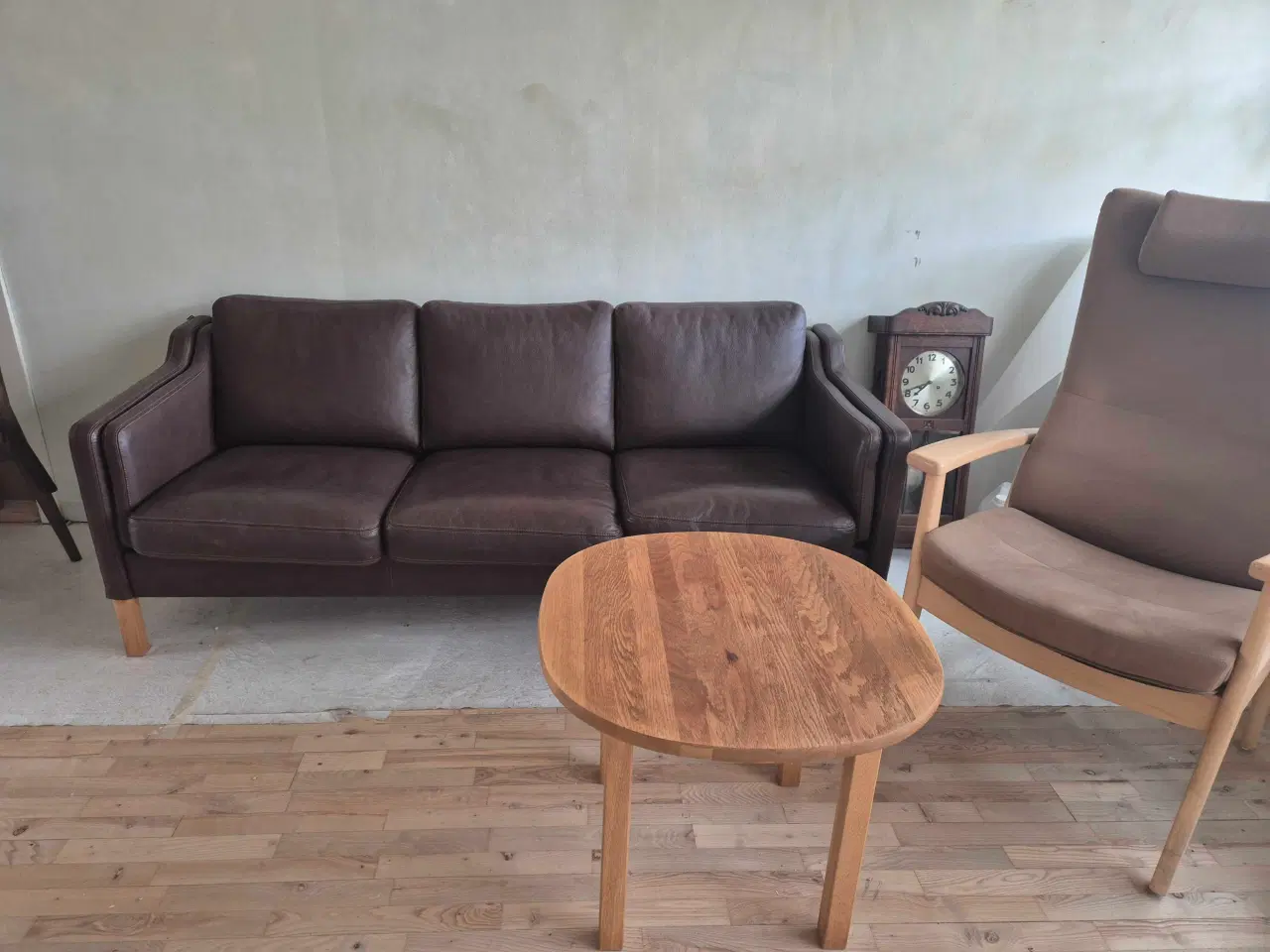 Billede 1 - Skalma 3-pers brun lædersofa