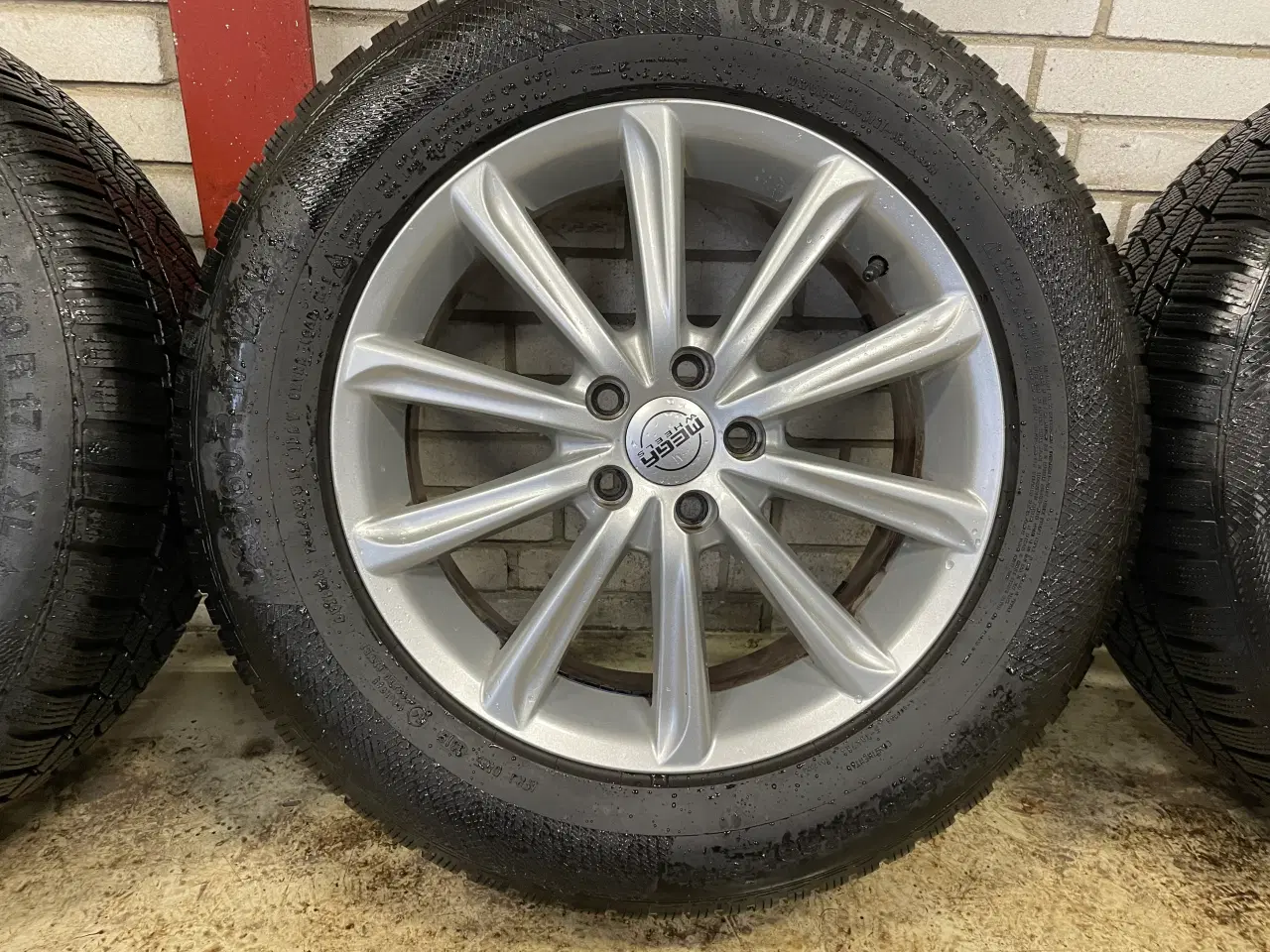 Billede 5 - 17 Volvo XC40 235/60r17 Ref.126 vinter