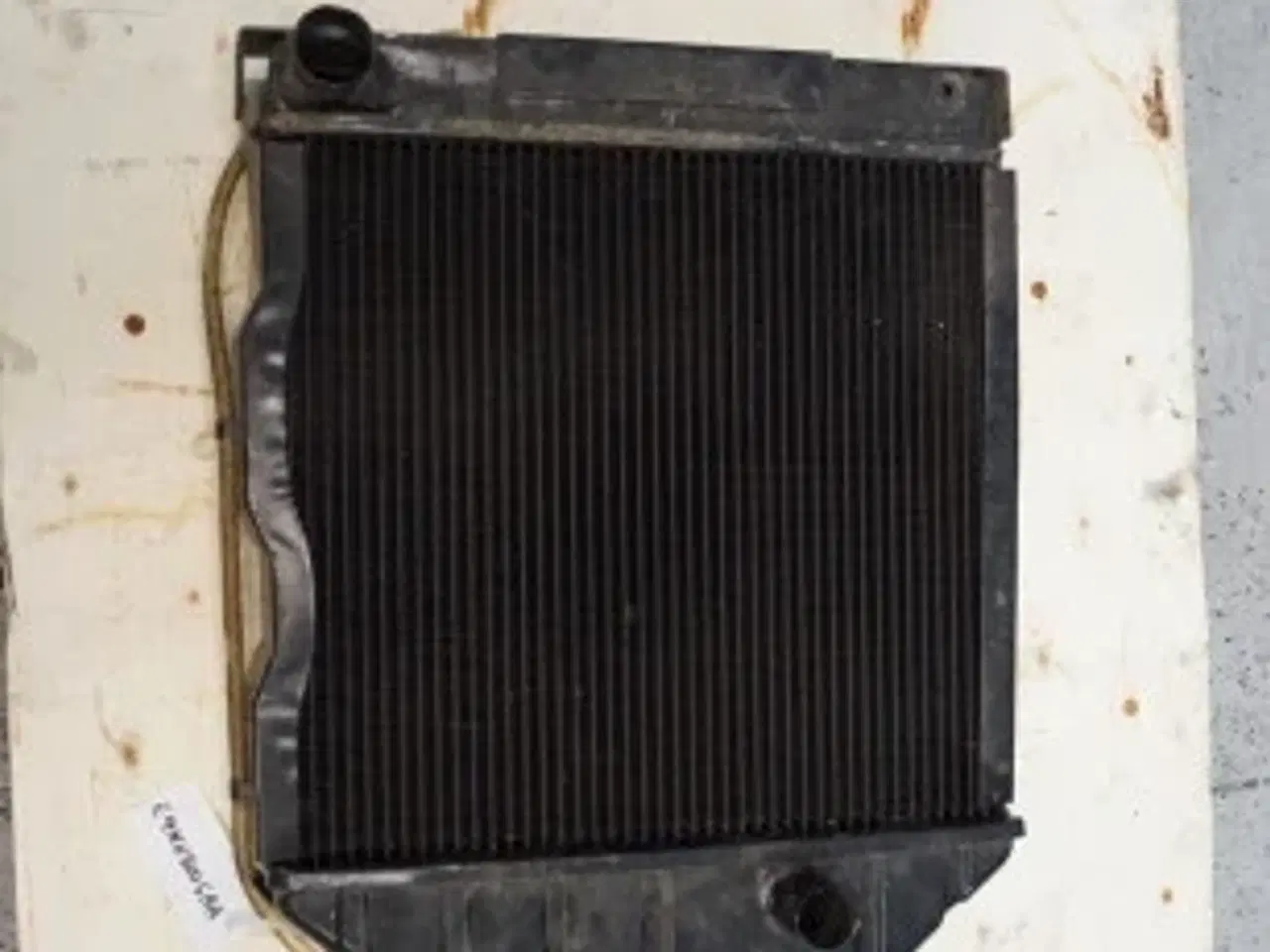 Billede 5 - Ford 4830 Køler E9NN8005AA