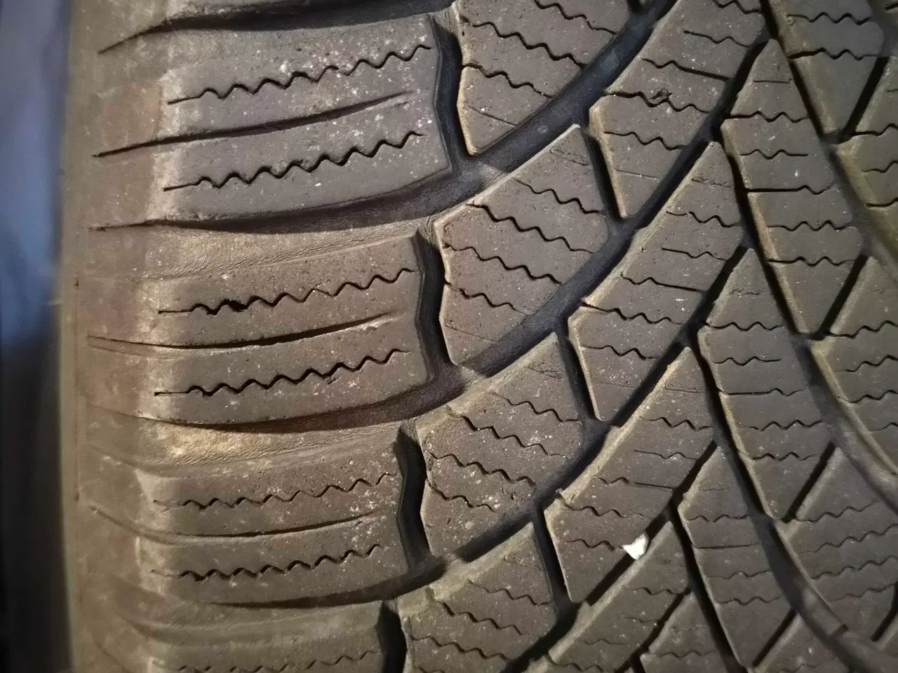Billede 8 - Bridgestone vinterdæk med fælge 