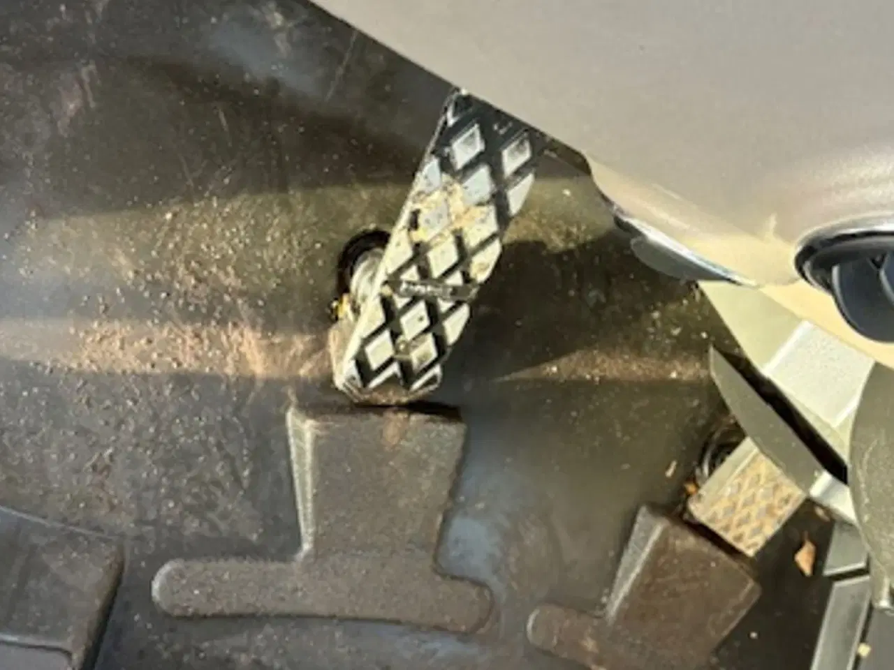 Billede 13 - Case 21F MINIGED MED HYDRAULISK SKIFT, SKOVL OG GAFLER