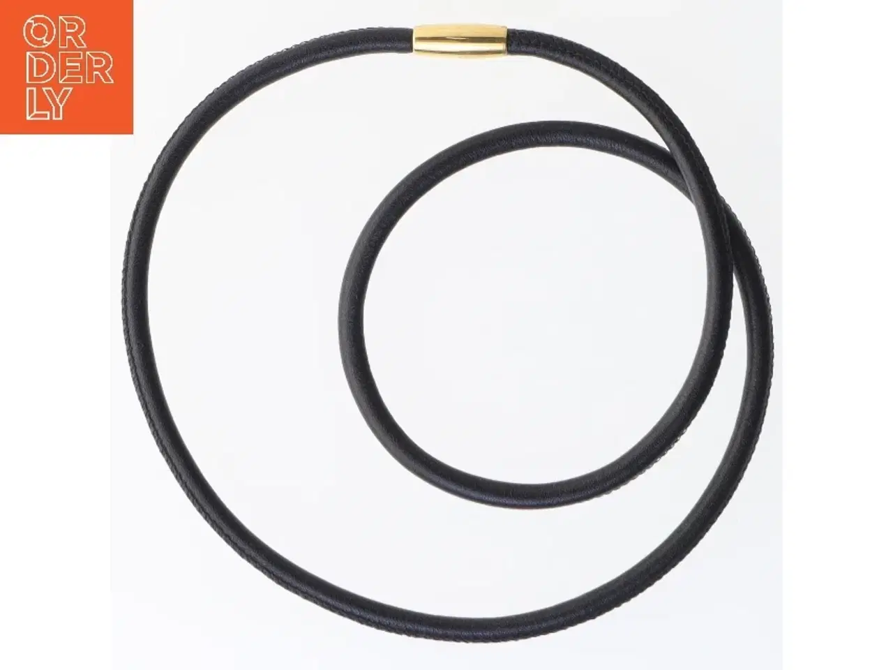 Billede 1 - Sort halskæde med gyldent spænde fra Christina (str. 50 cm)