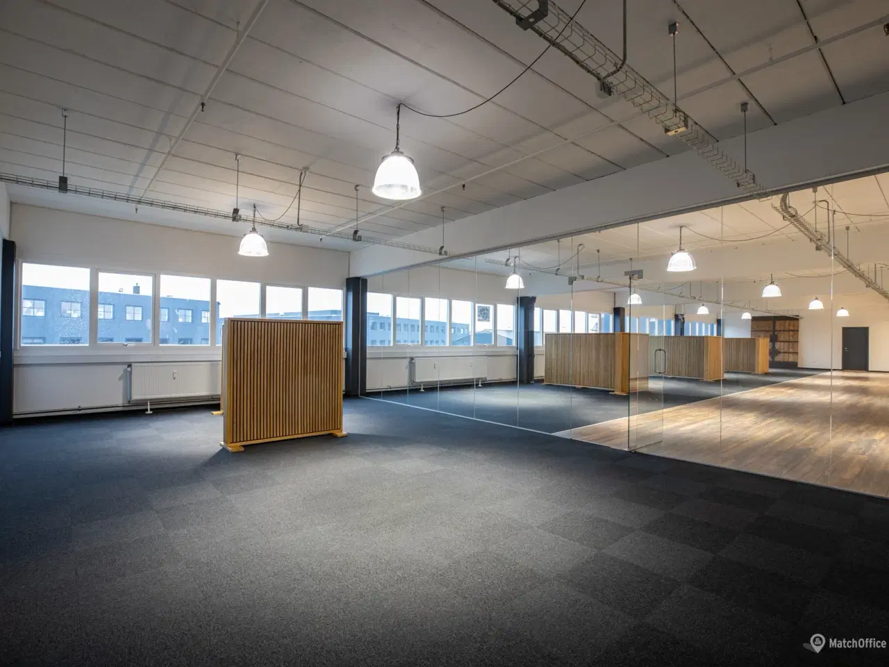 Billede 5 - 1501-39: Roholmsvej 10S, 1tv. - 526 m²