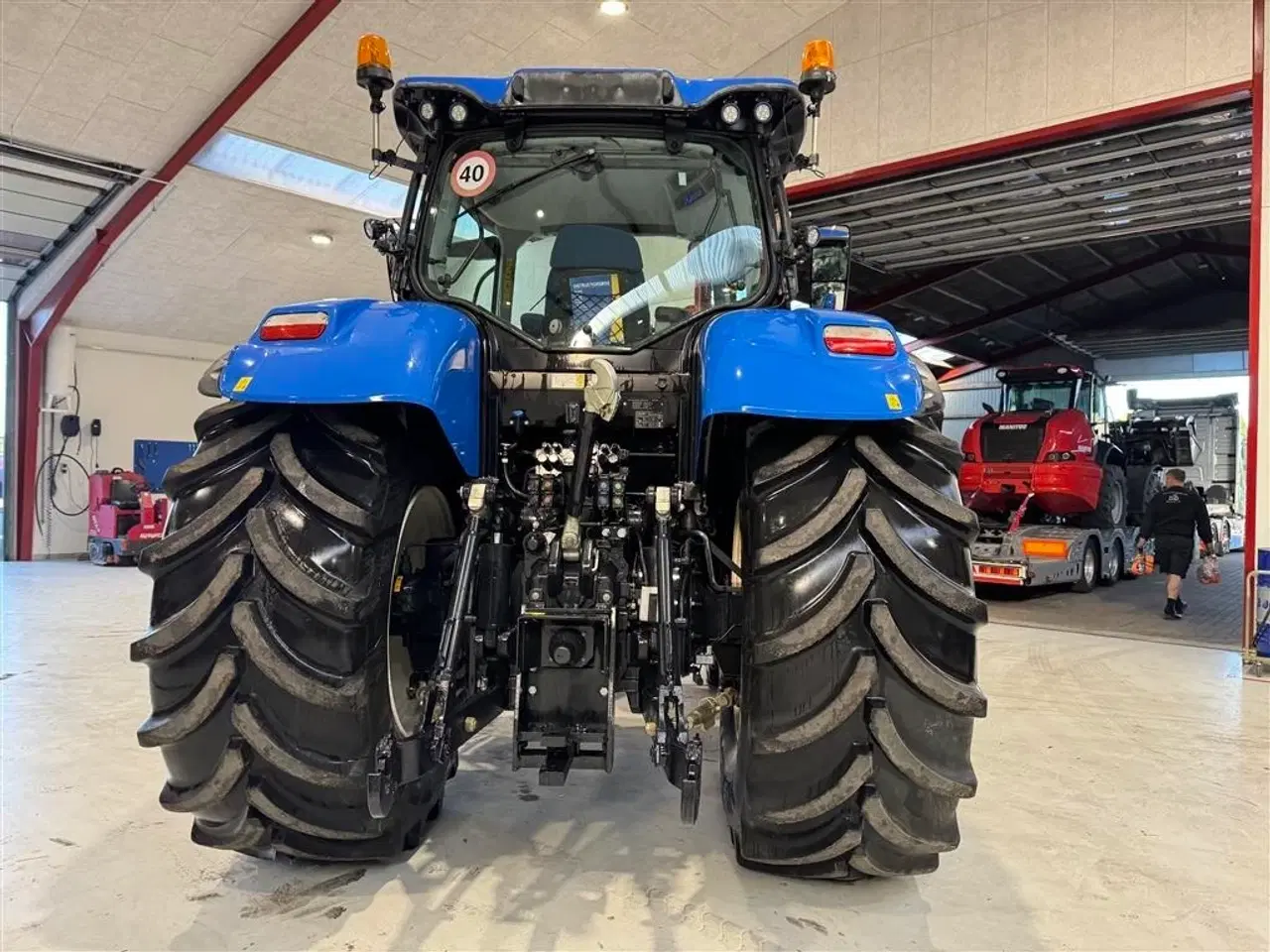 Billede 13 - New Holland T7.215 S KUN 1400 TIMER OG FULD AFFJEDRING!