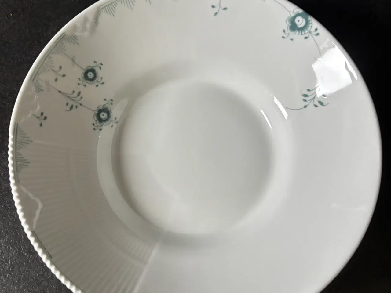 Billede 2 - Multifarvet Royal Copenhagen dyb tallerken