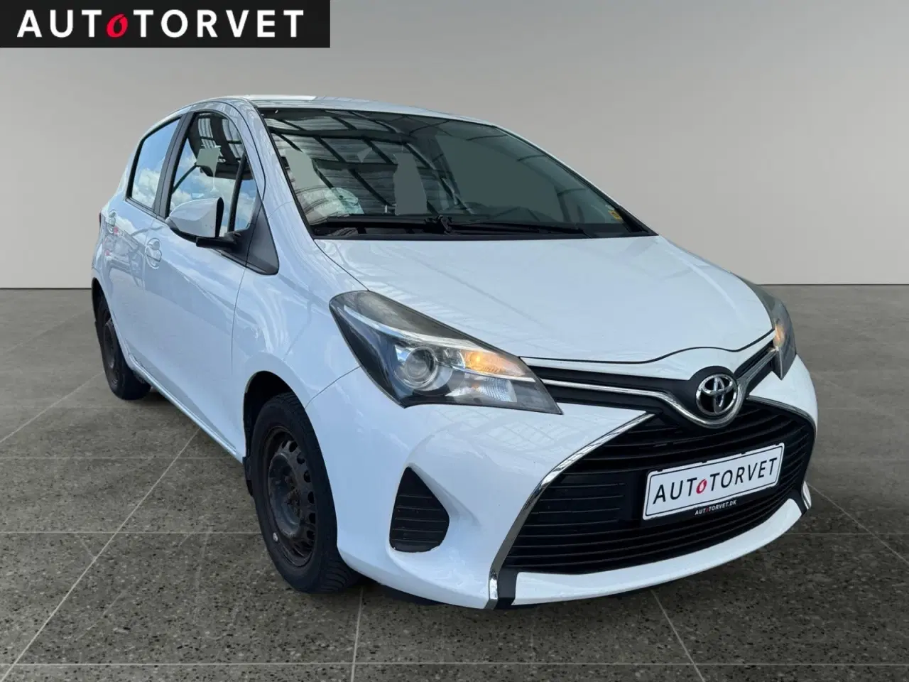 Billede 2 - Toyota Yaris 1,0 VVT-i T2 Touch