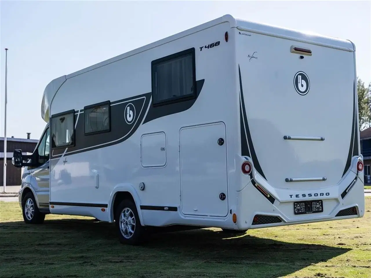 Billede 30 - 2022 - Benimar Tessoro 468 NK   Velholdt Autocamper med enkelt senge