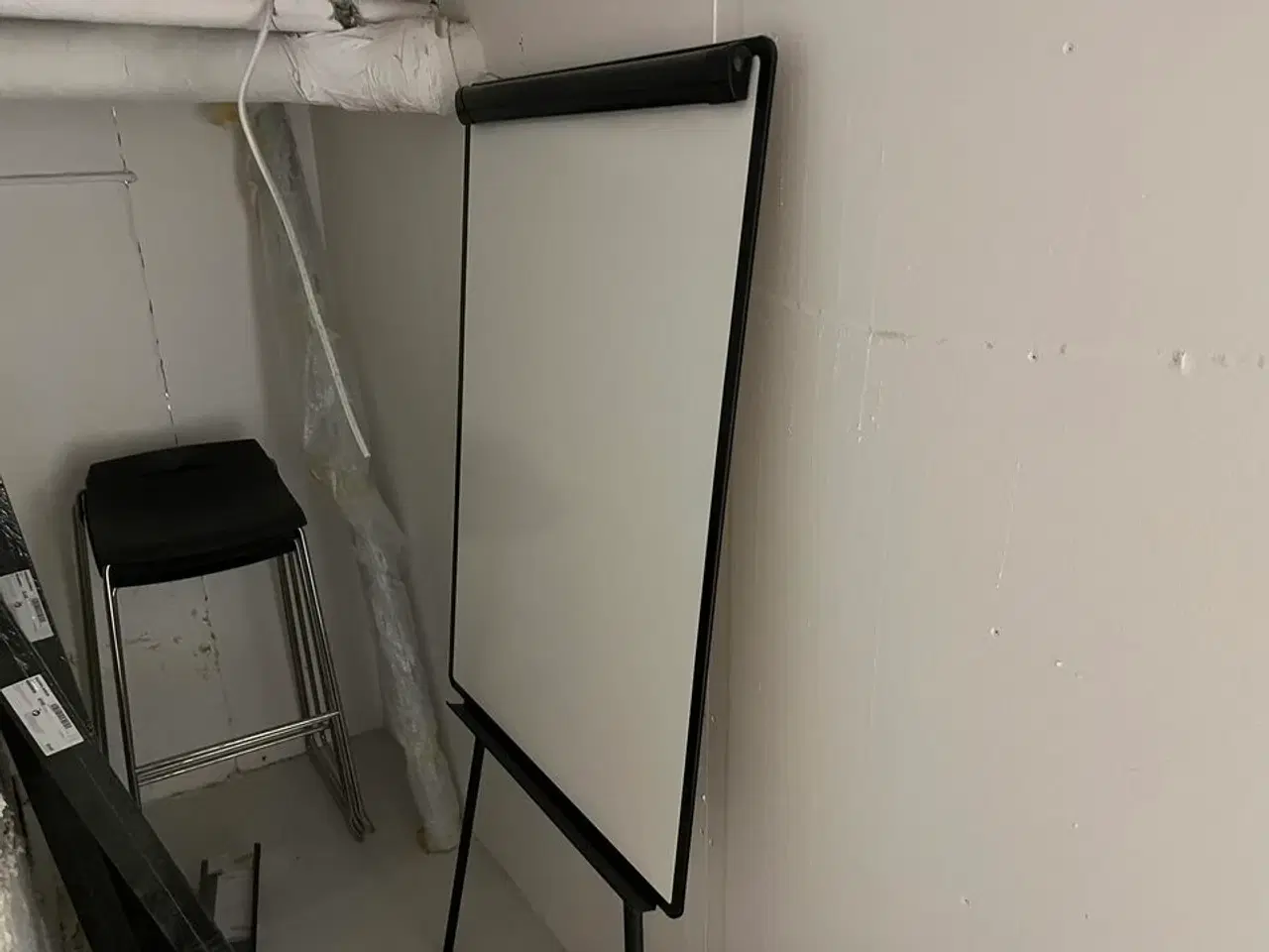 Billede 1 - Tøm Rum Blandet Lot