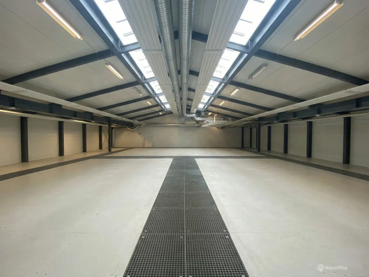 Billede 3 - Stort pakkelager til webshop - Gratis parkering