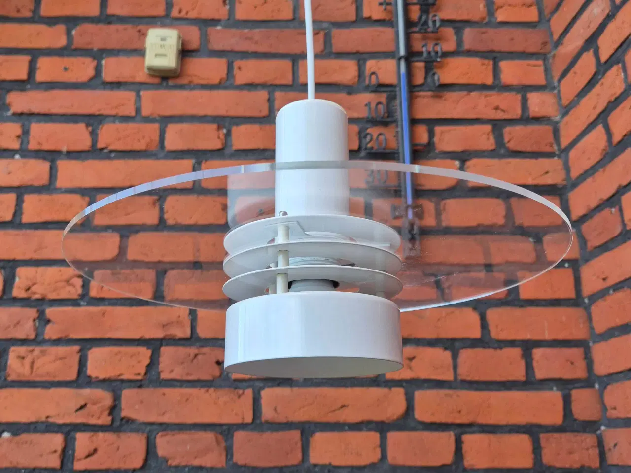 Billede 3 - Svævende 80'er-pendel med gennemsigtig skærm