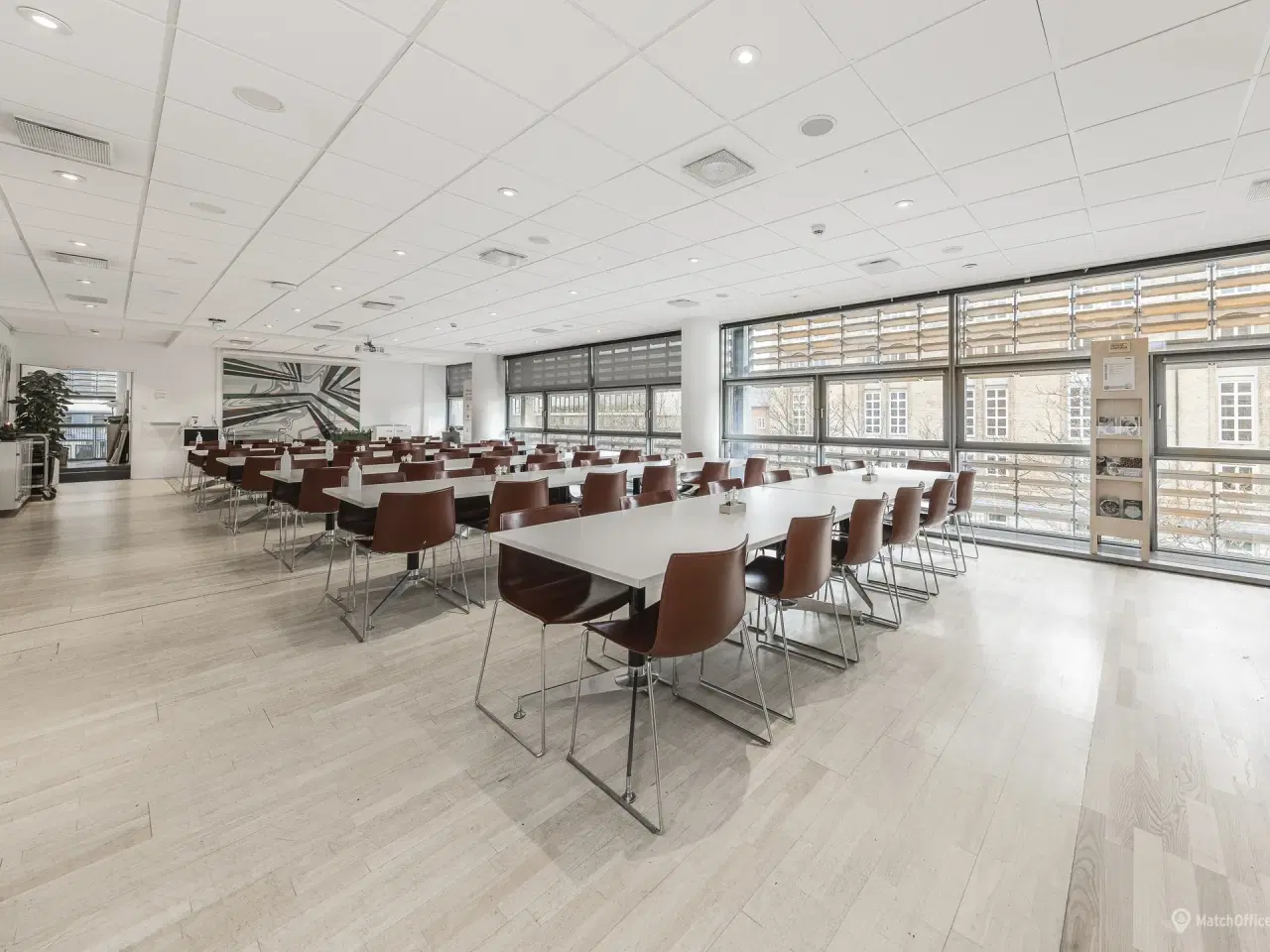 Billede 12 - Lyst og præsentabelt kontor med udsigt til Tuborg Havn