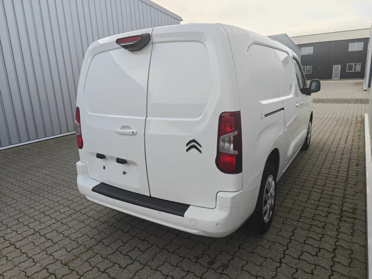 Billede 2 - 2020 Citroen Berlingo L2 Proffline+ 1.5 HDi Van