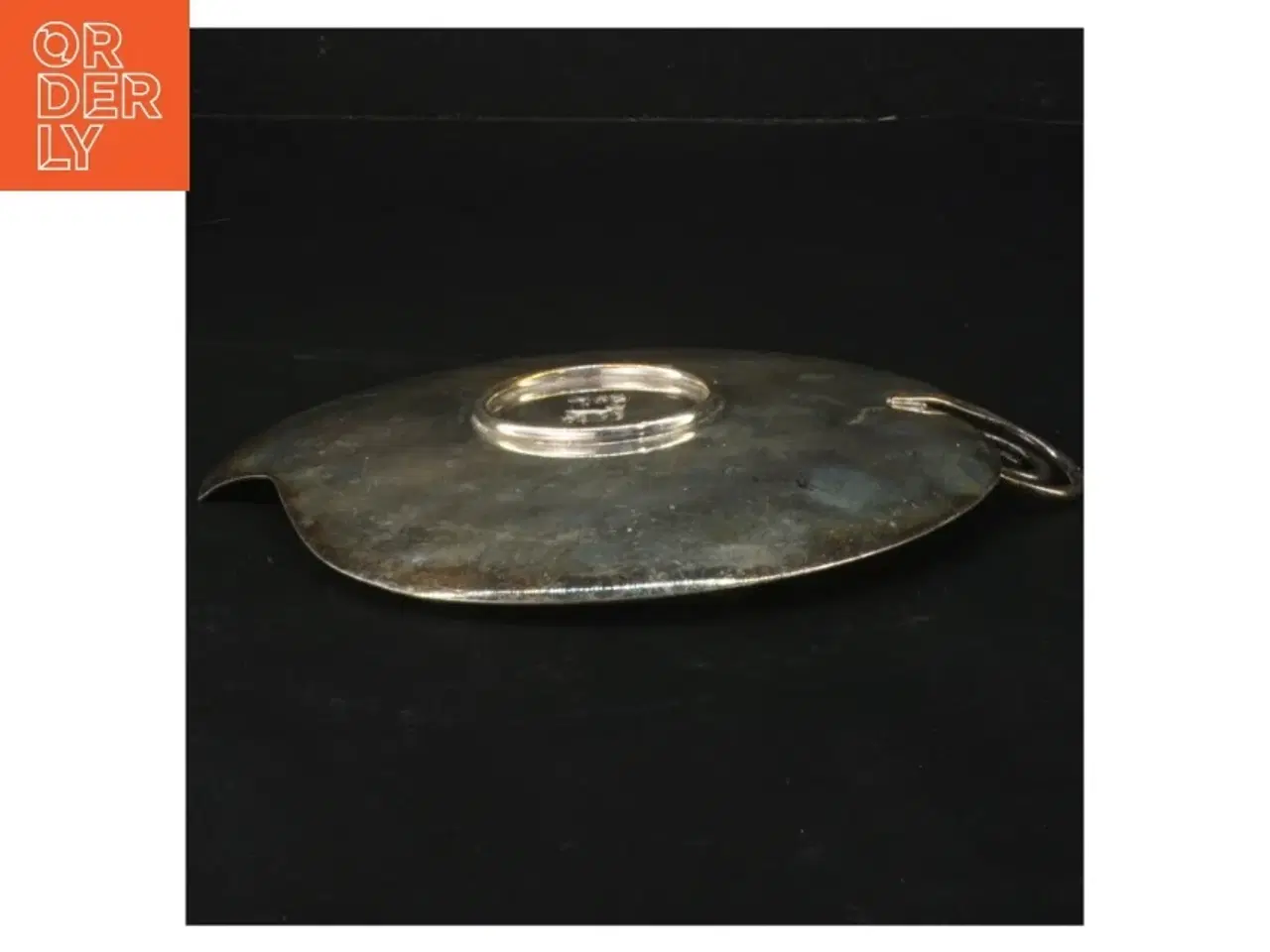 Billede 3 - Dekorativ metal fad (str. Ø. 16 cm)