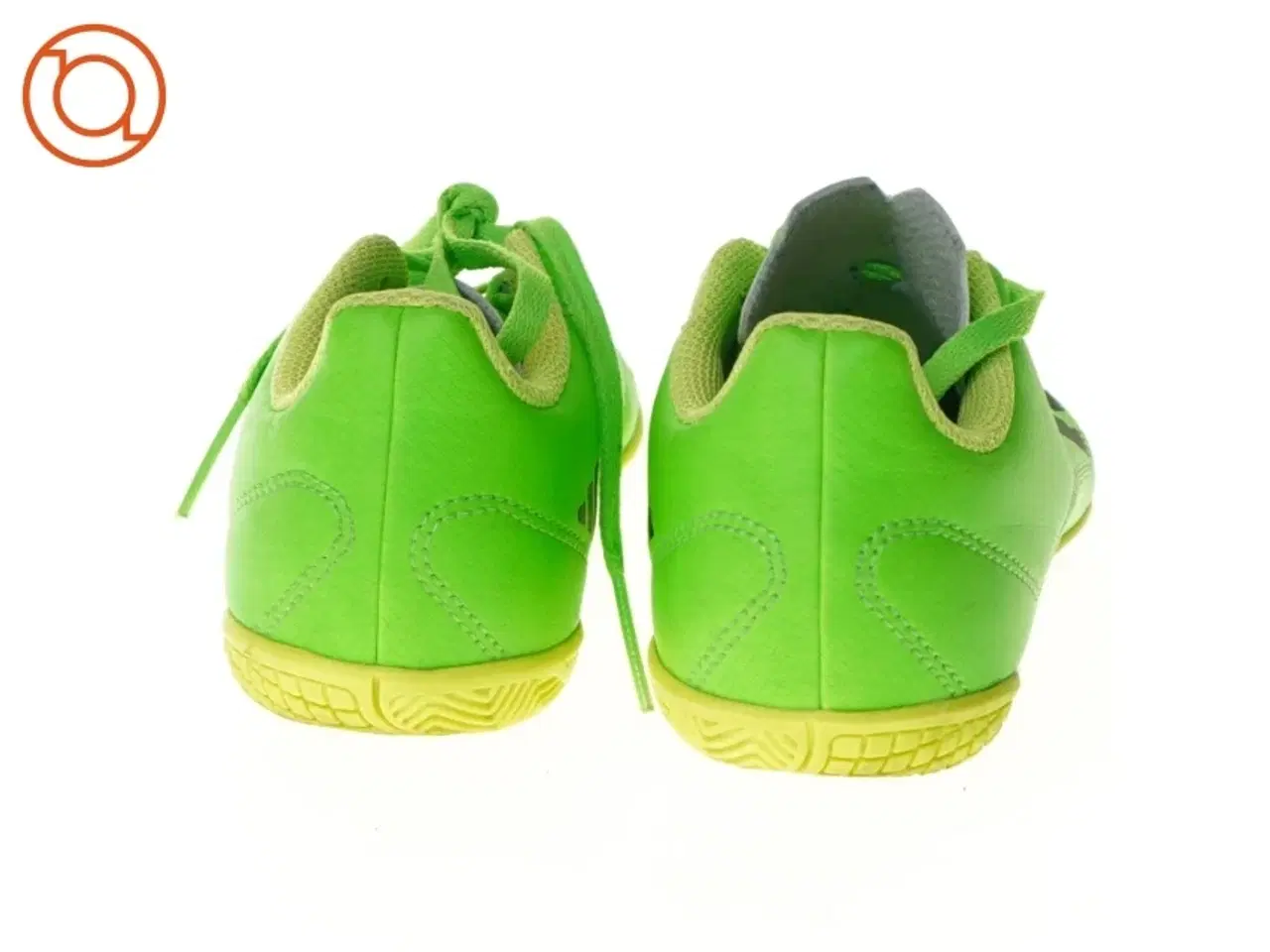 Billede 4 - Indendørs fodboldsko fra Adidas (str. 32)