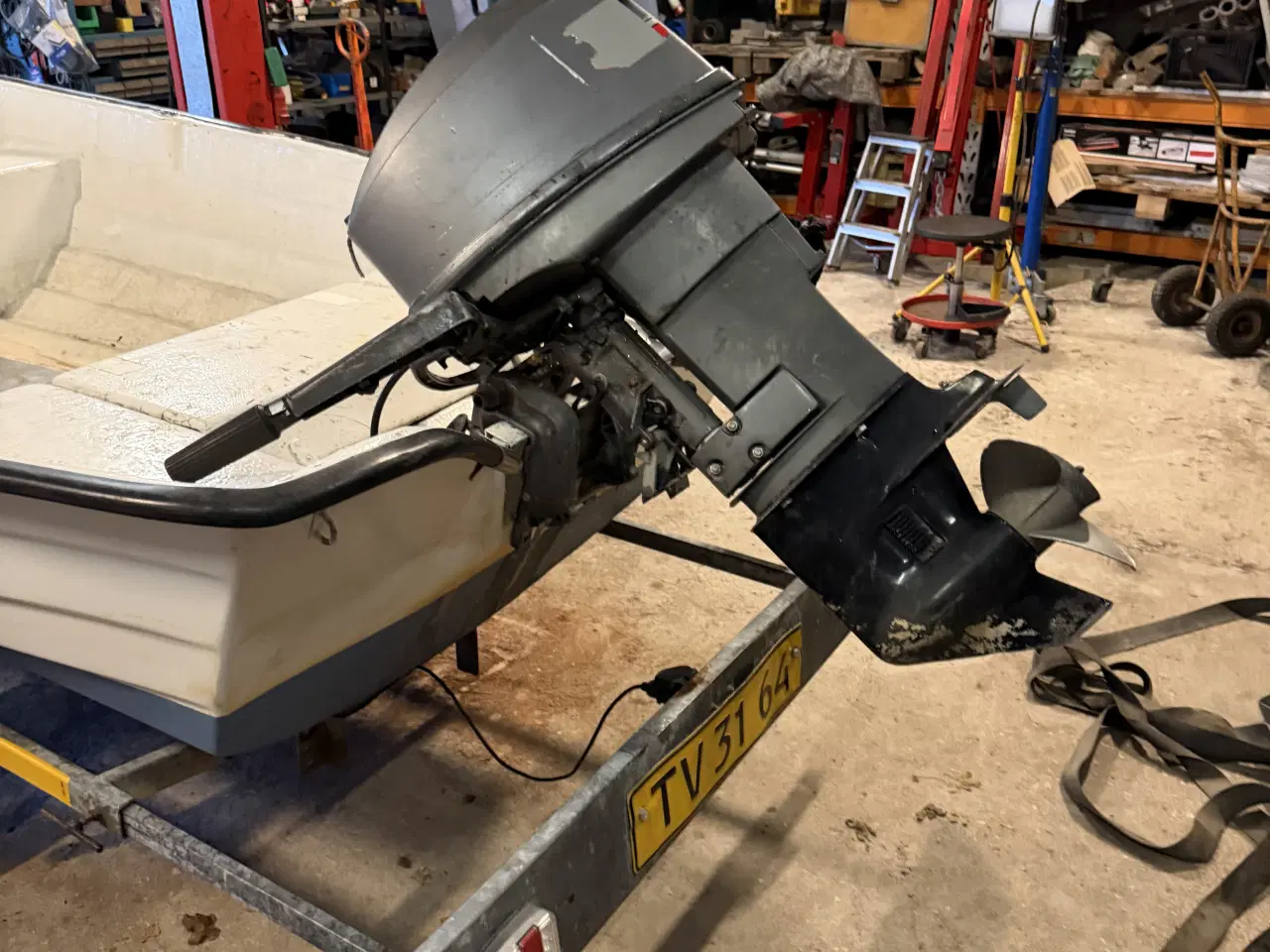 Billede 6 - jolle med trailer og 2 påhængsmotor