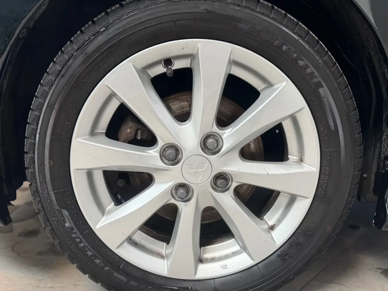 Billede 5 - Mitsubishi Space Star 1,2 Black & White