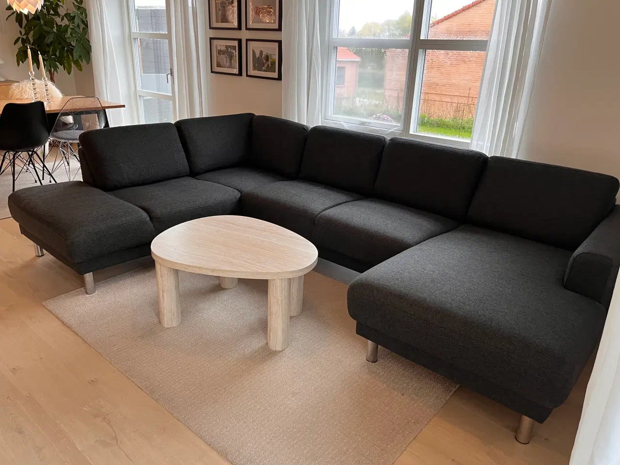 Billede 6 - Flot mørkegrå u-sofa – nyrenset