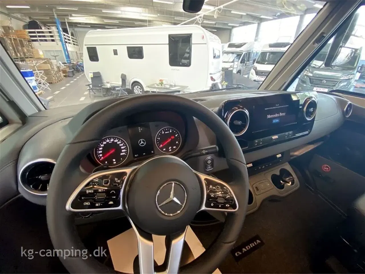 Billede 20 - 2026 - Adria Super Sonic 780 DL Adria Super Sonic 780 – Kompromisløs luksus og komfort i særklasse