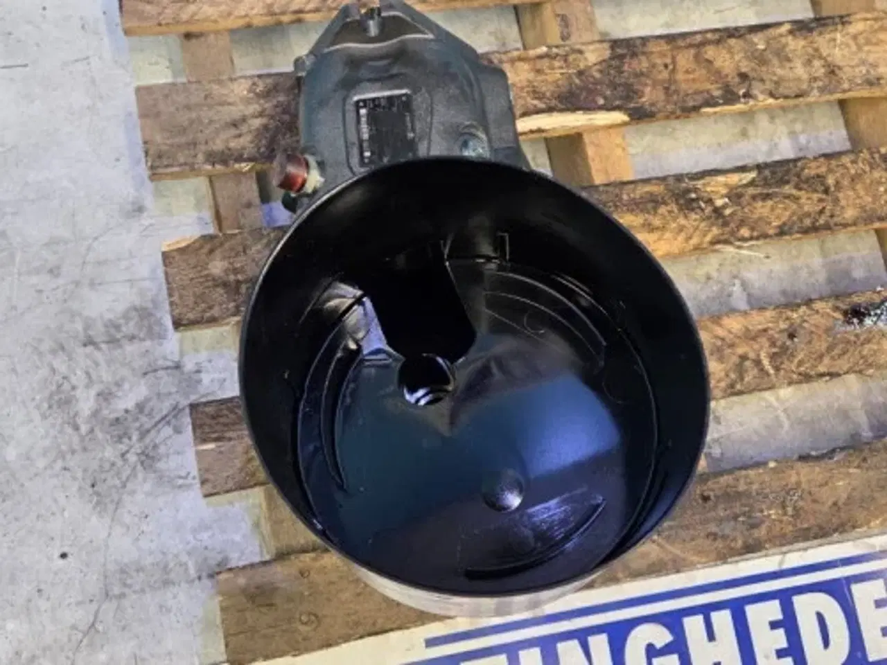 Billede 5 - Valtra  S394   Pumpe   4379960M91