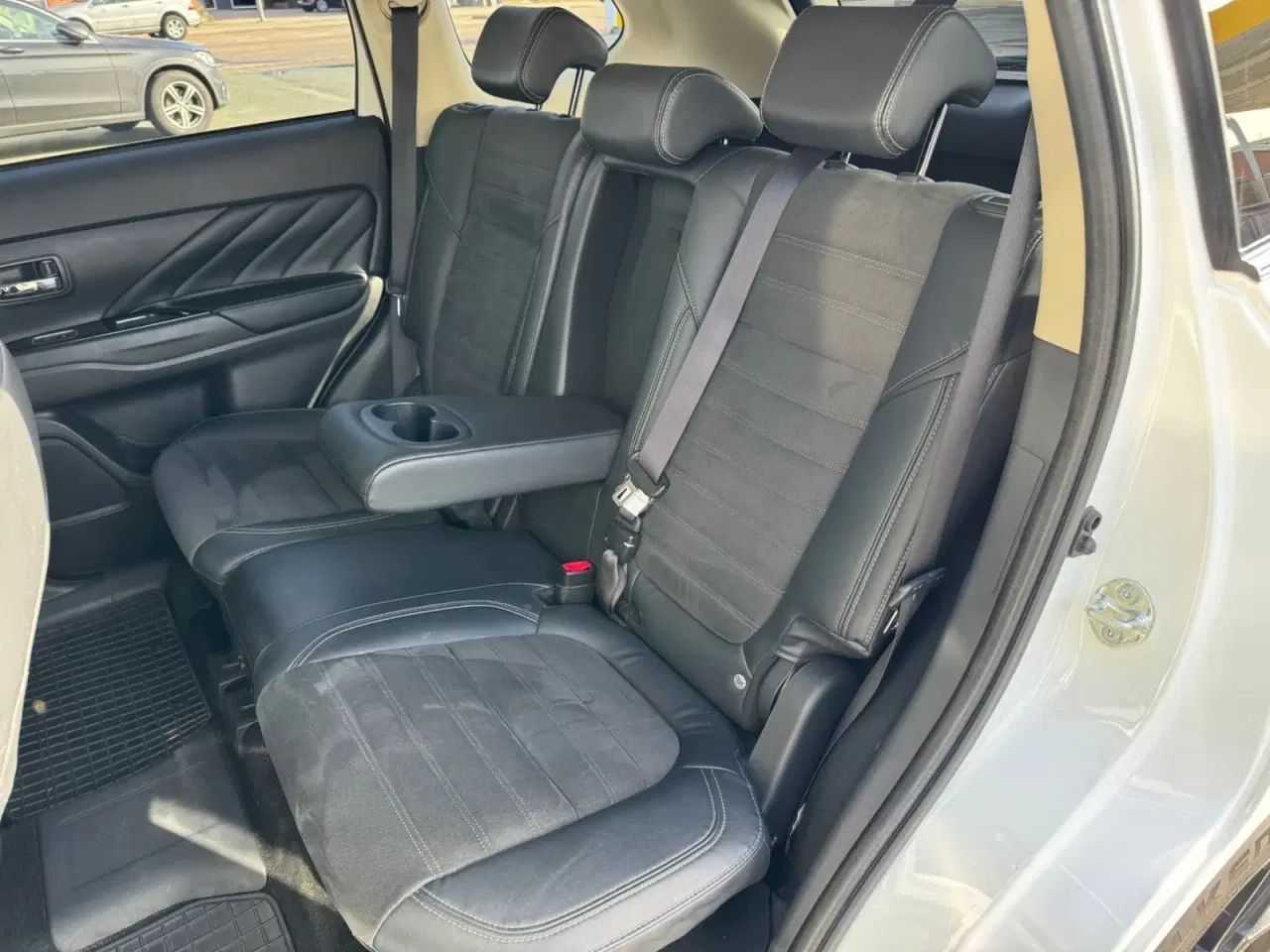 Billede 8 - Mitsubishi Outlander 2,4 PHEV Limited CVT 4WD