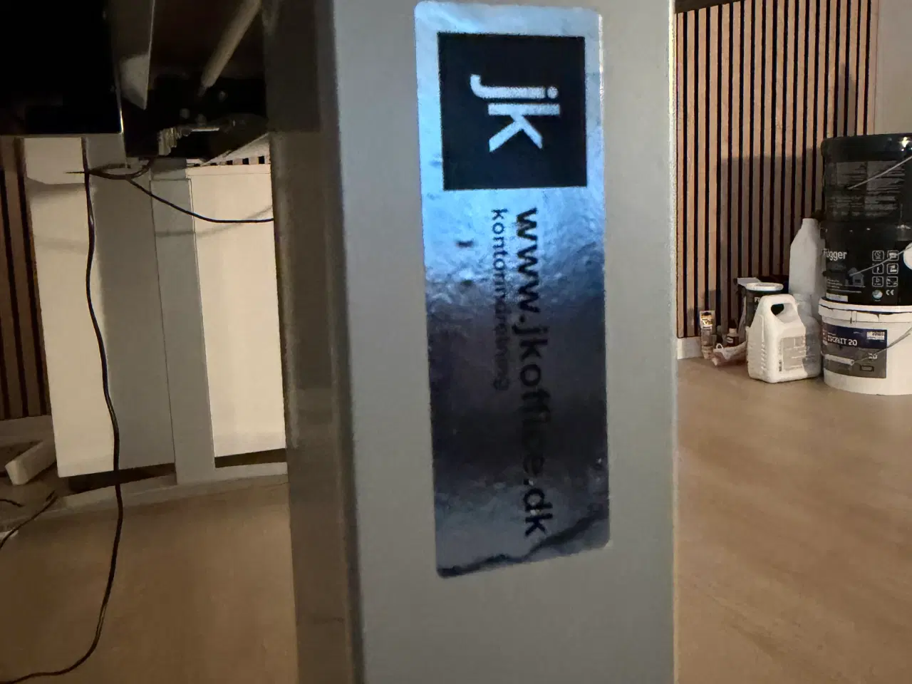 Billede 3 - Hæve sænkebord (+ kommode)