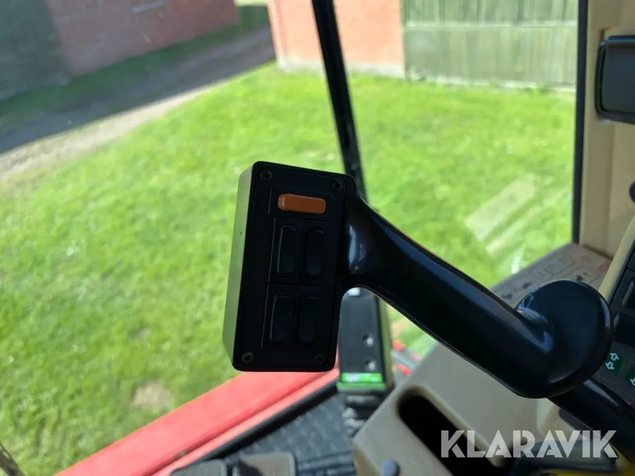 Billede 12 - Mejetærsker Dronningborg D8400 14 fods skærebord