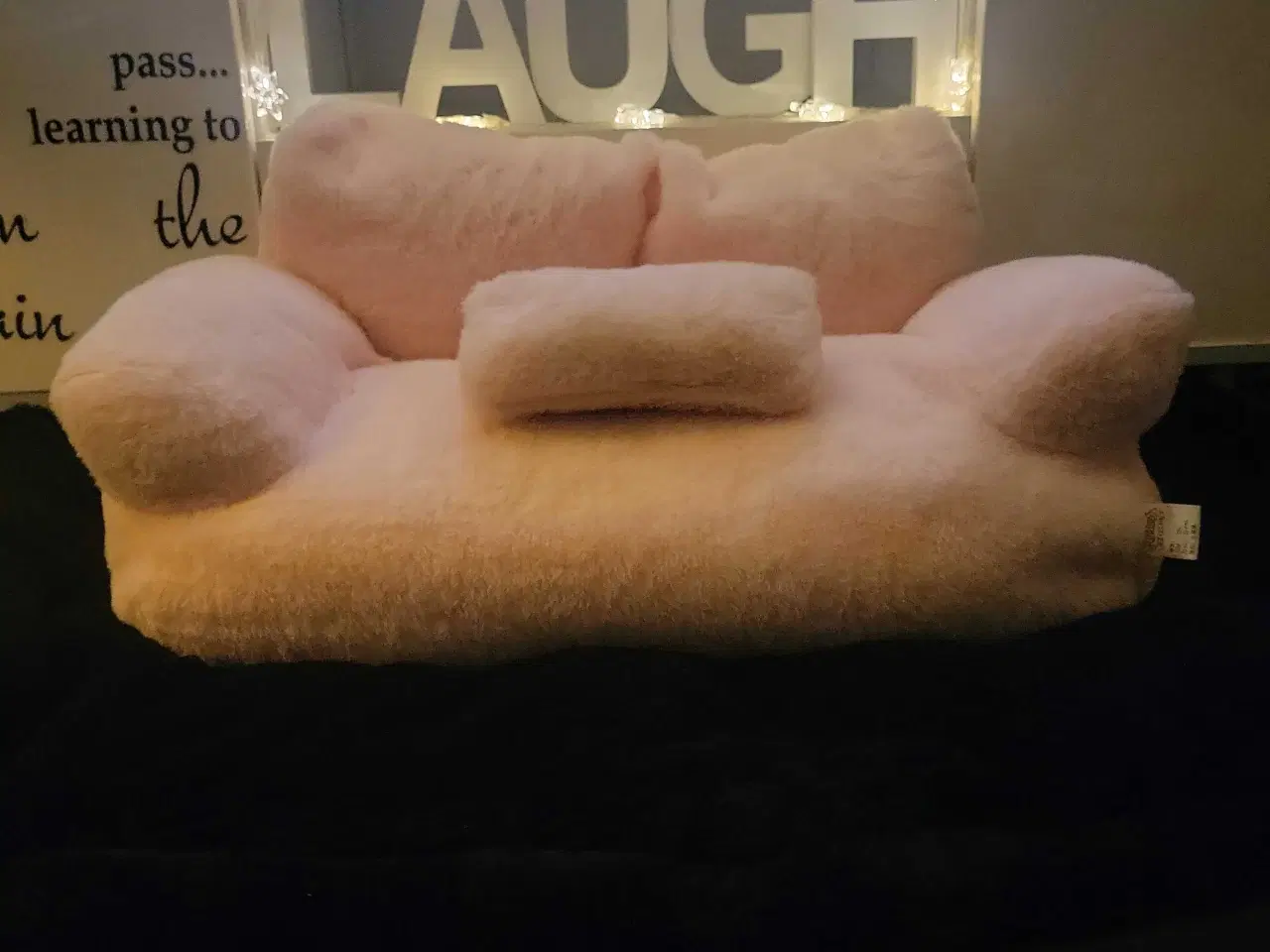 Billede 1 - Lyserød Kæledyrssofa/seng