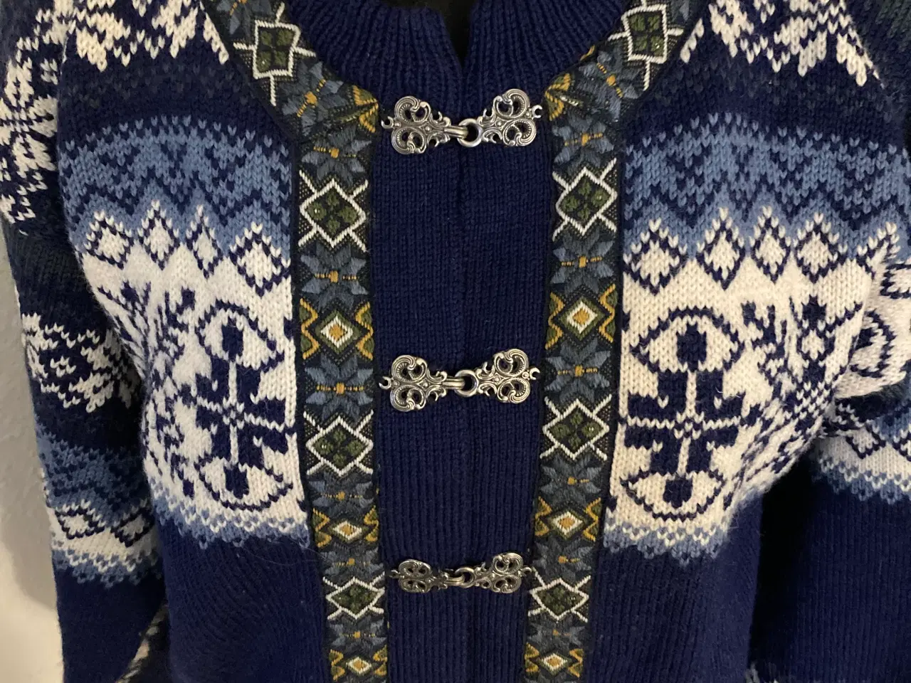 Billede 3 - Ny cardigan Norwool Of Norway