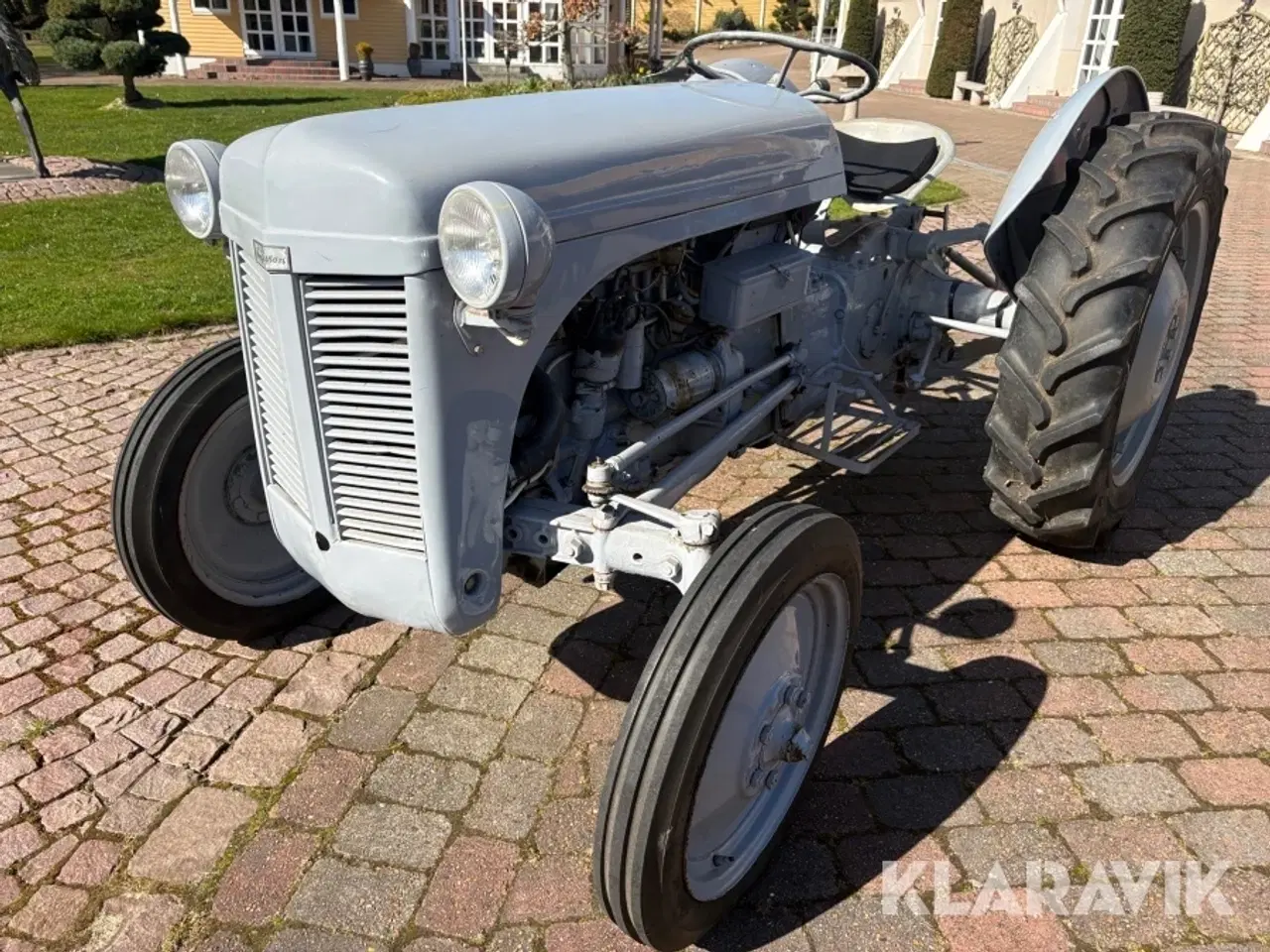 Billede 1 - Vetarantraktor Massey Ferguson TEA 31181