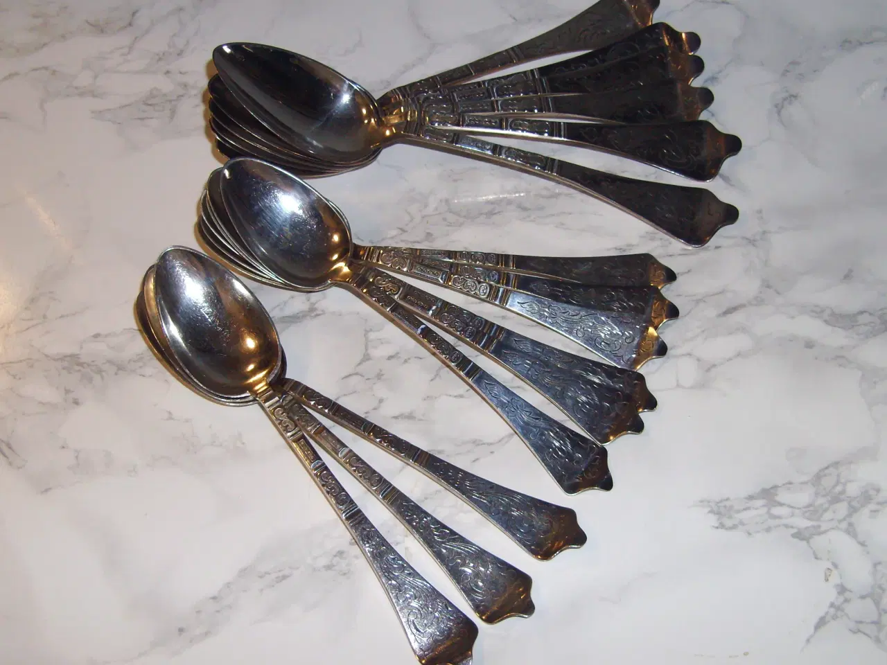 Billede 2 - Antik Rokoko sølvplet skeer