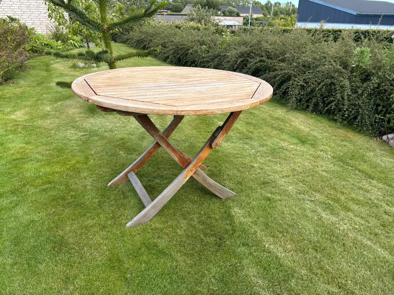 Billede 4 - Havebord 