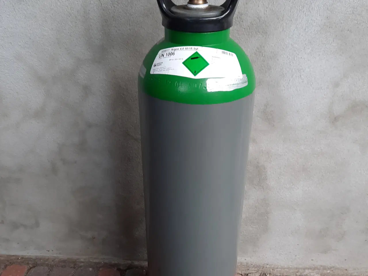 Billede 2 - Argonflaske 10 liter Fuld og plomberet Yara.