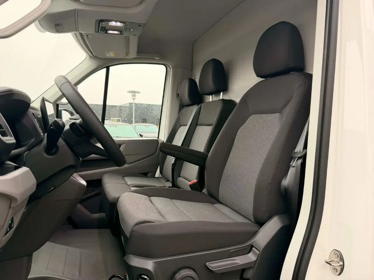 Billede 5 - VW Crafter 35 2,0 TDi 177 Kassevogn L3H2 aut.