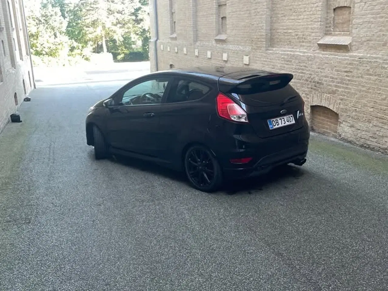 Billede 1 - ny synet ford fiesta black edtion
