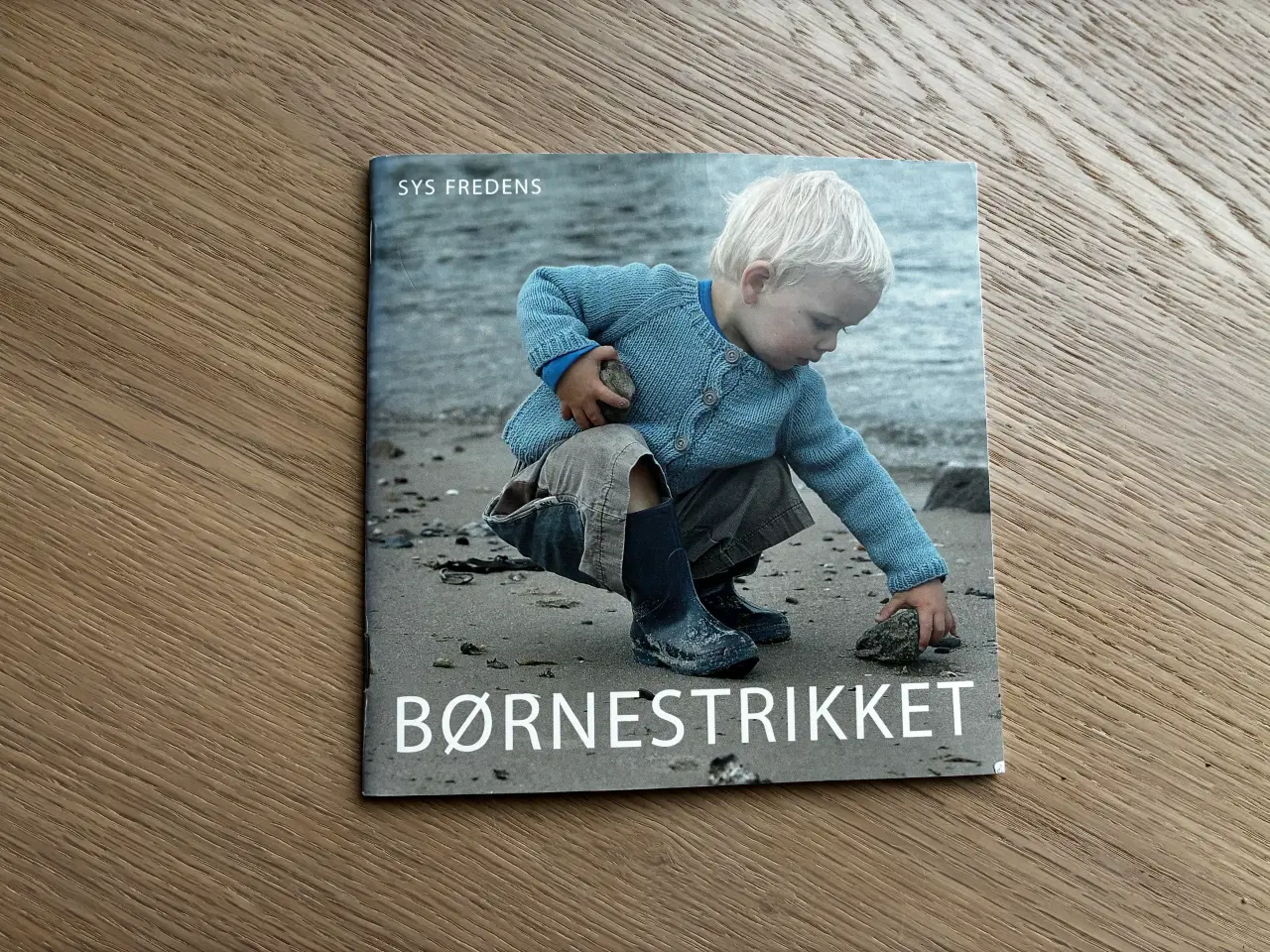 Billede 1 - BØRNESTRIKKET  af Sys Fredens