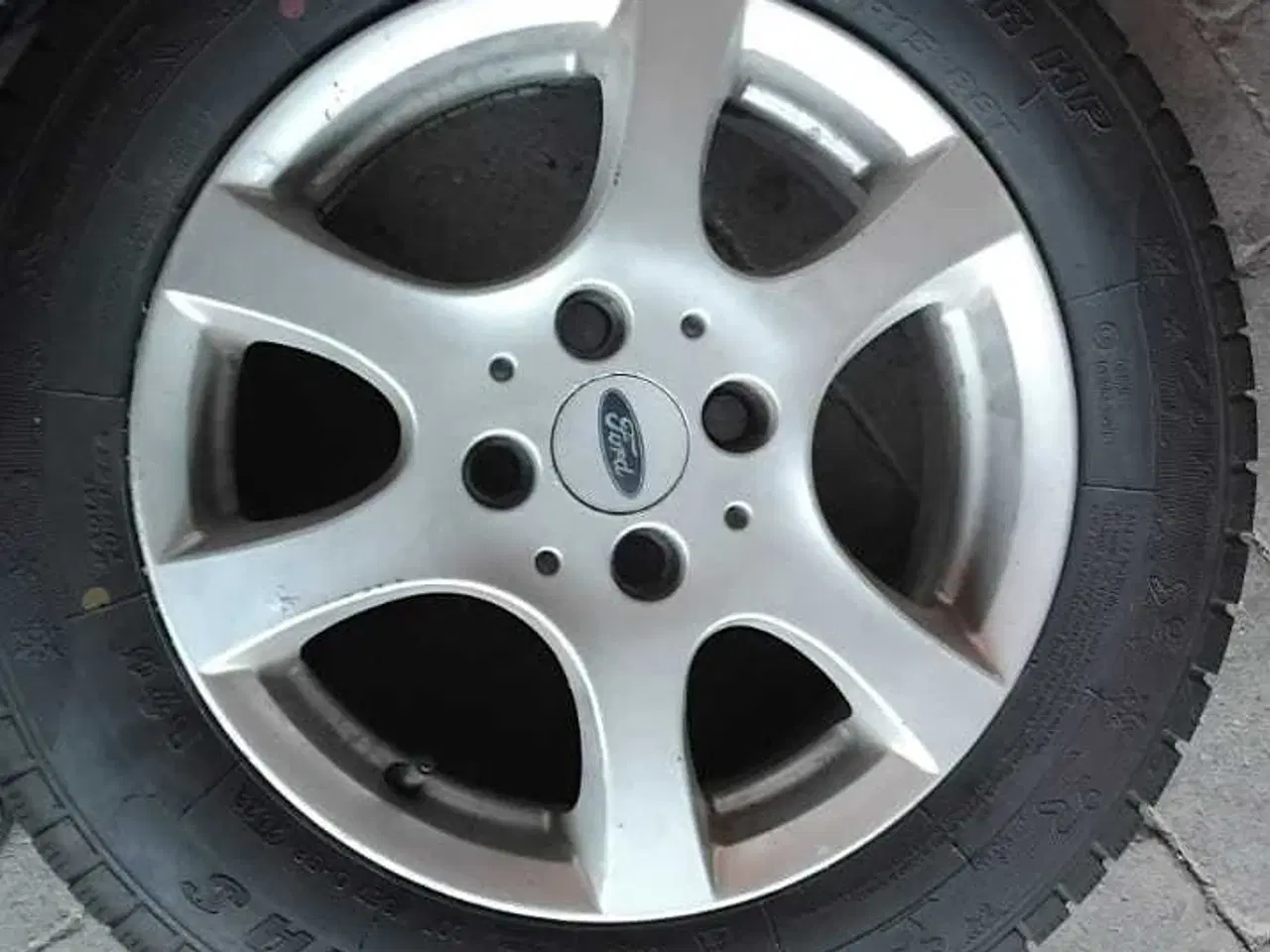 Billede 5 - Vinterdæk – god stand – 3.000 kr