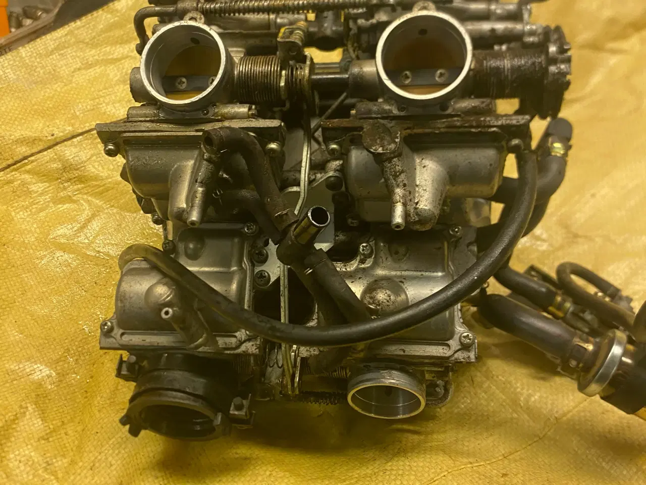 Billede 5 - Honda ST 1100 1990 karburator