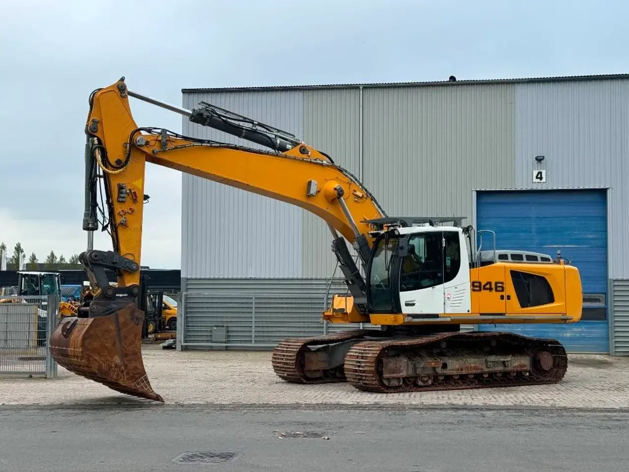 Billede 2 - Liebherr R946