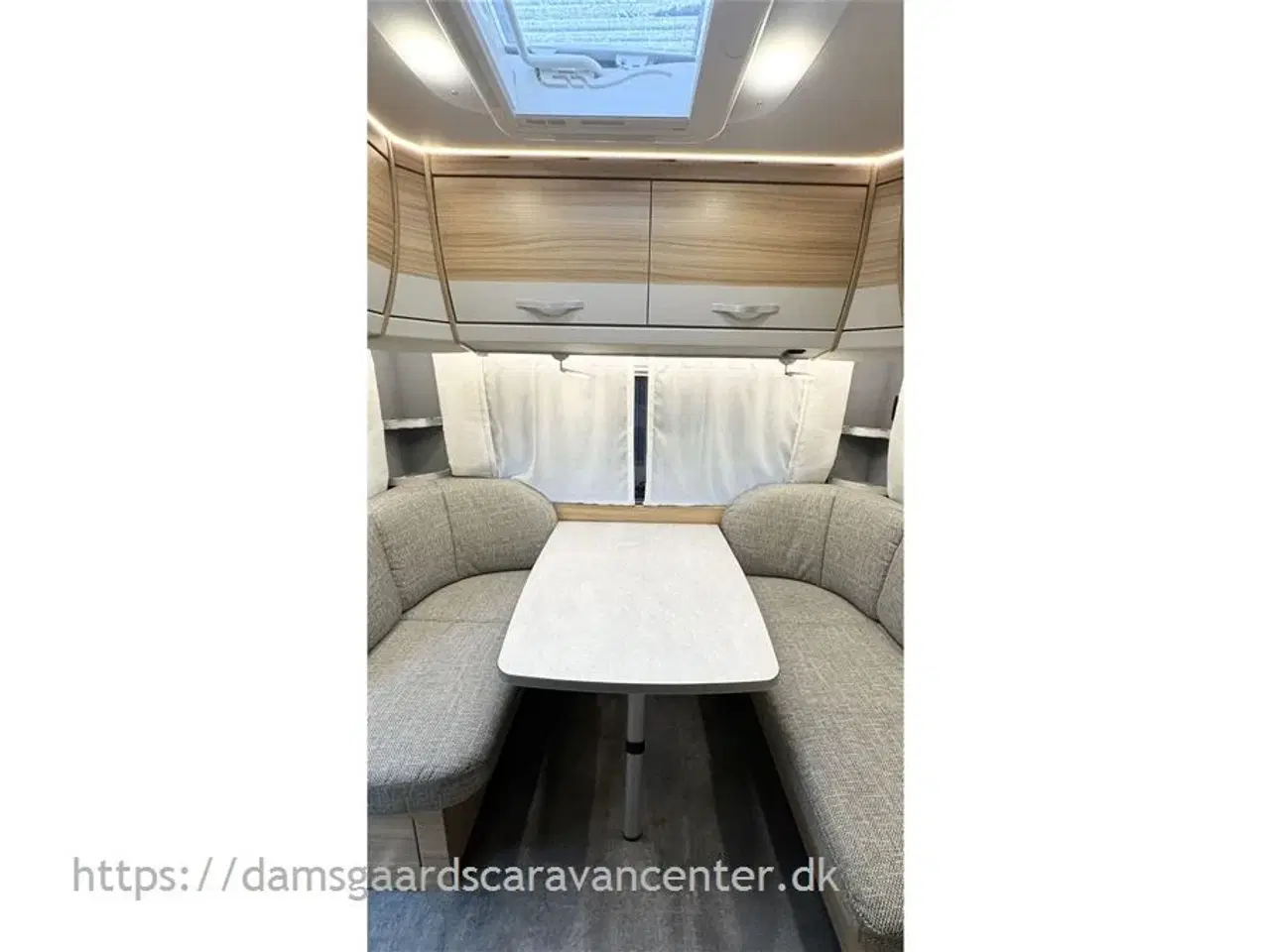 Billede 7 - 2021 - Dethleffs Camper 460 EL   Enkeltsenge-Lamel-Gulvtemp.-Mover-Telt