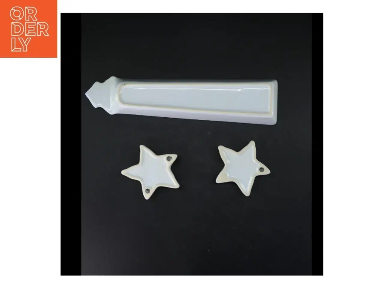 Billede 4 - Dekorationsfad med tilhørende lysestager (str. Femogtredve , 5 x. 9 cm. og. 11 cm)