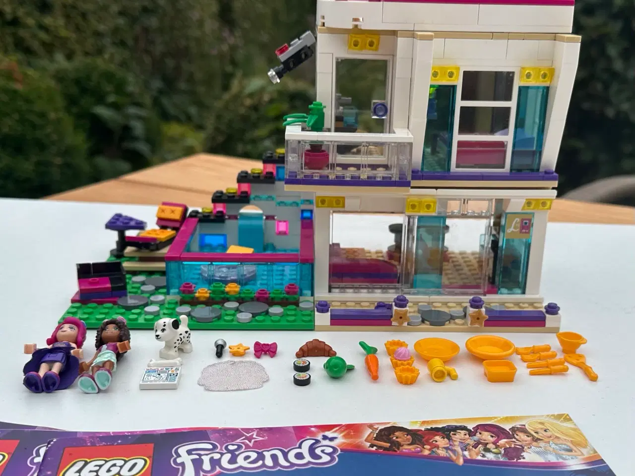 Billede 1 - Lego friends - Livis popstjernehus 41135