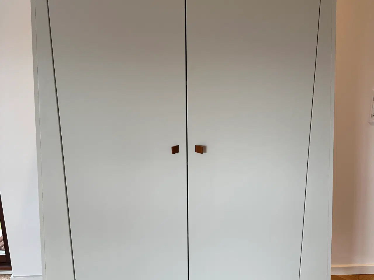 Billede 1 - Leander Luna skab