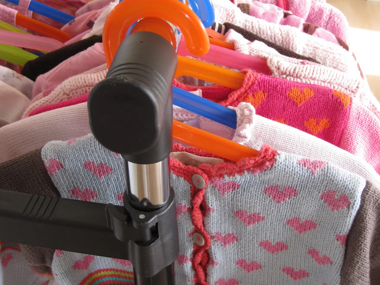 Billede 4 - lækre strik- og sweatshirt trøjer fra str. 74 